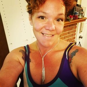 Meet your Posher, Leah